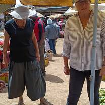 Market day with the other volunteers 
