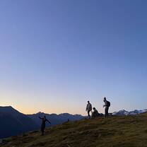 Sunrise hike in Nelson Lakes