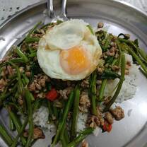 55 baht meal, who can complain? 