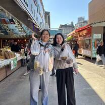 Went with my teacher and classmates—so many foods to try at the market!