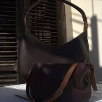 Handmade leather bags made by: Matafiri Cuoio (Palermo) 