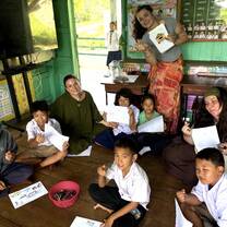 Teaching students in Mueng Khong