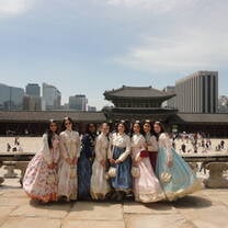 Hanboks at Gyeongbokgung Palace