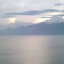 An image of Lake Atítlan from the town of San Antonio Palópo.
