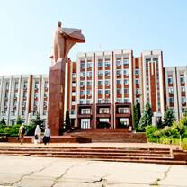 The statue of Lenin outside the "Soviet" (legislative assembly) in Transnistrian Tiraspol.
