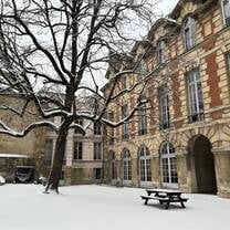 Institut Catholique de Paris courtyard