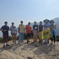 photo on the mountain 