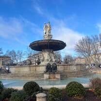 This is the most popular fountain in the city center