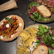 Honest Greens (very popular place to eat)
