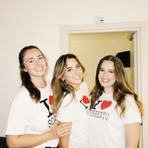 I love my roomates!