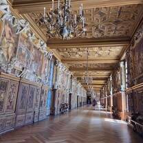 Excursion to  Château de Fontainebleau