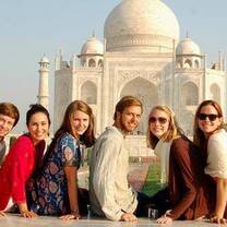 A photo of Capital Placement's interns in front of the Taj Mahal