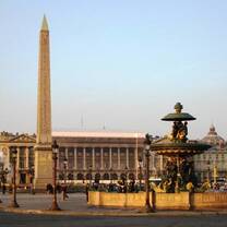 Intern in Paris, France 