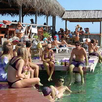 Habla Ya students hanging out at Blue Coconut in Solarte, Bocas del Toro, Panama