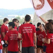Taiwan Mandarin Institute students at a boat race