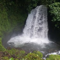 Supes beaut waterfall in La Fortuna