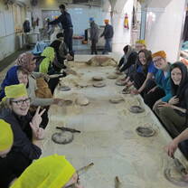 Making Chapati for worshippers at a temple in Delhi.