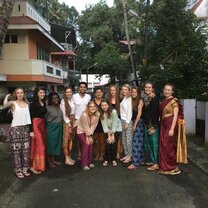 Saree night aka night out dressed in (supposedly) Indian clothes with the group of volunteers.