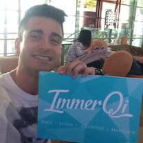 My arrival at the airport! Picked up by my lovely intern manager Jodi!