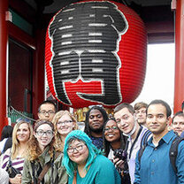 KCP students by the Kaminarimon, Asakusa.
