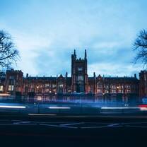 Queens at Night 