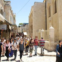 Study Abroad students in the Old City undergraduate-study-abroad-students-hebrew-university
