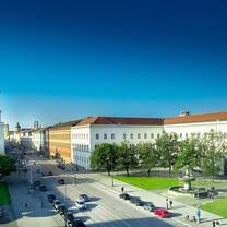 Beautiful college picture