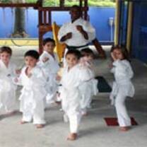 Teach in Panama with the Oxford International School
