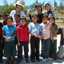 Volunteers For Peace volunteers working with youth in Mexico
