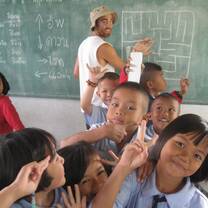 Volunteers For Peace volunteer working with youth in Thailand
