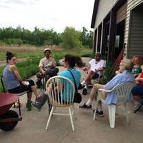 Get immersed and live closer to nature with our Anishinabe partners. 