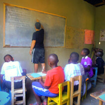 volunteer in Uganda with Volsol6