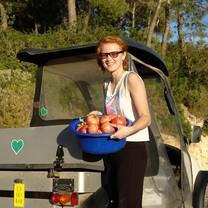 volunteer in Spain focusing on environmental awareness