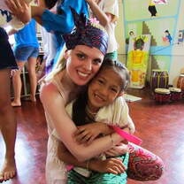 Building strong ties with kids in the Art Relief Program