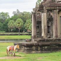 Cambodian temples Bright Light Volunteers
