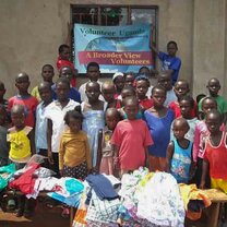 Volunteer Uganda bulenga Childcare