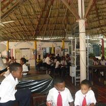 Volunteer Colombia teaching