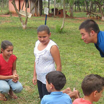 Amigos de las Americas' volunteers helping kids