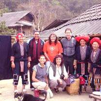 HELP ETHIC MINORITY COMMUNITY IN SAPA